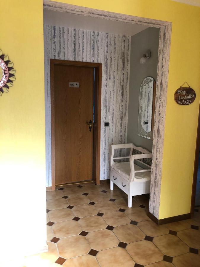 Villa Haus Zissi à Burg Reuland Extérieur photo
